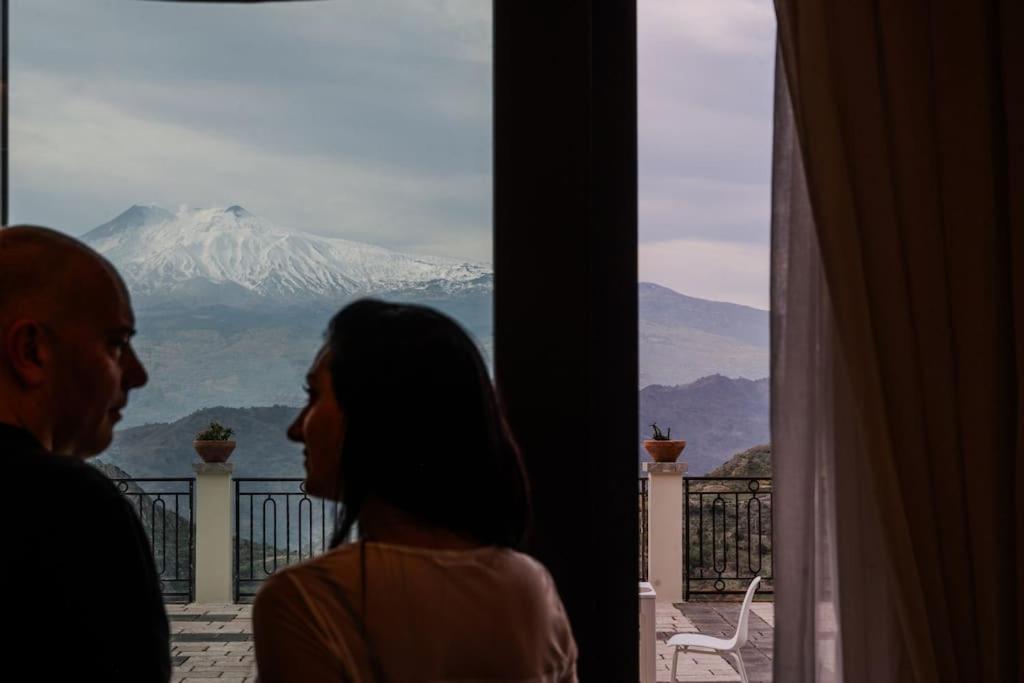 La Chicca Sicily Holiday House Кастелмола Екстериор снимка