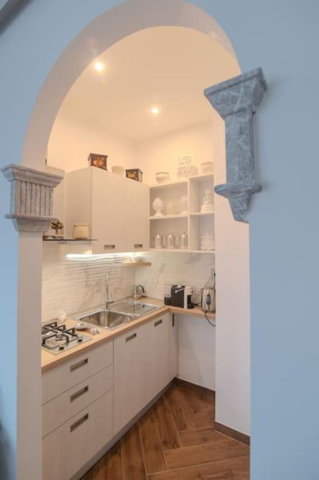 La Chicca Sicily Holiday House Кастелмола Екстериор снимка