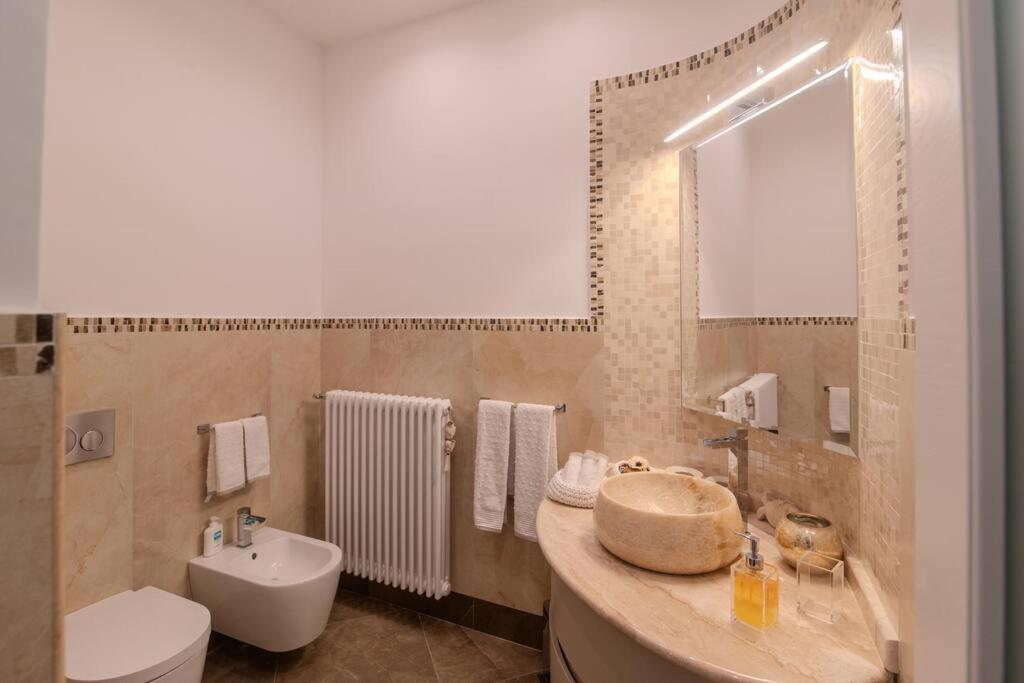 La Chicca Sicily Holiday House Кастелмола Екстериор снимка